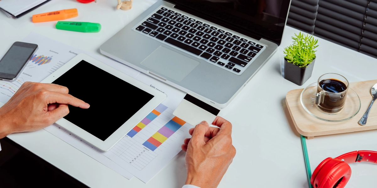 Remote Financial Management for Environmental Graphic Design Agencies: A Practical Way to Stay in Control